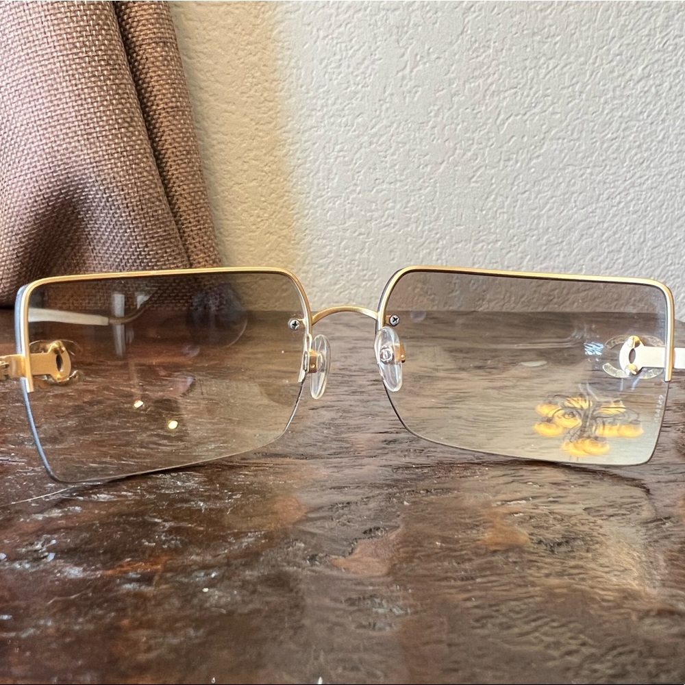 Ultra RARE Vintage Chanel Rimless Sunglasses 🔥 - Picture 8 of 16